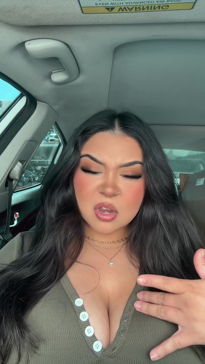 @Anyssa May