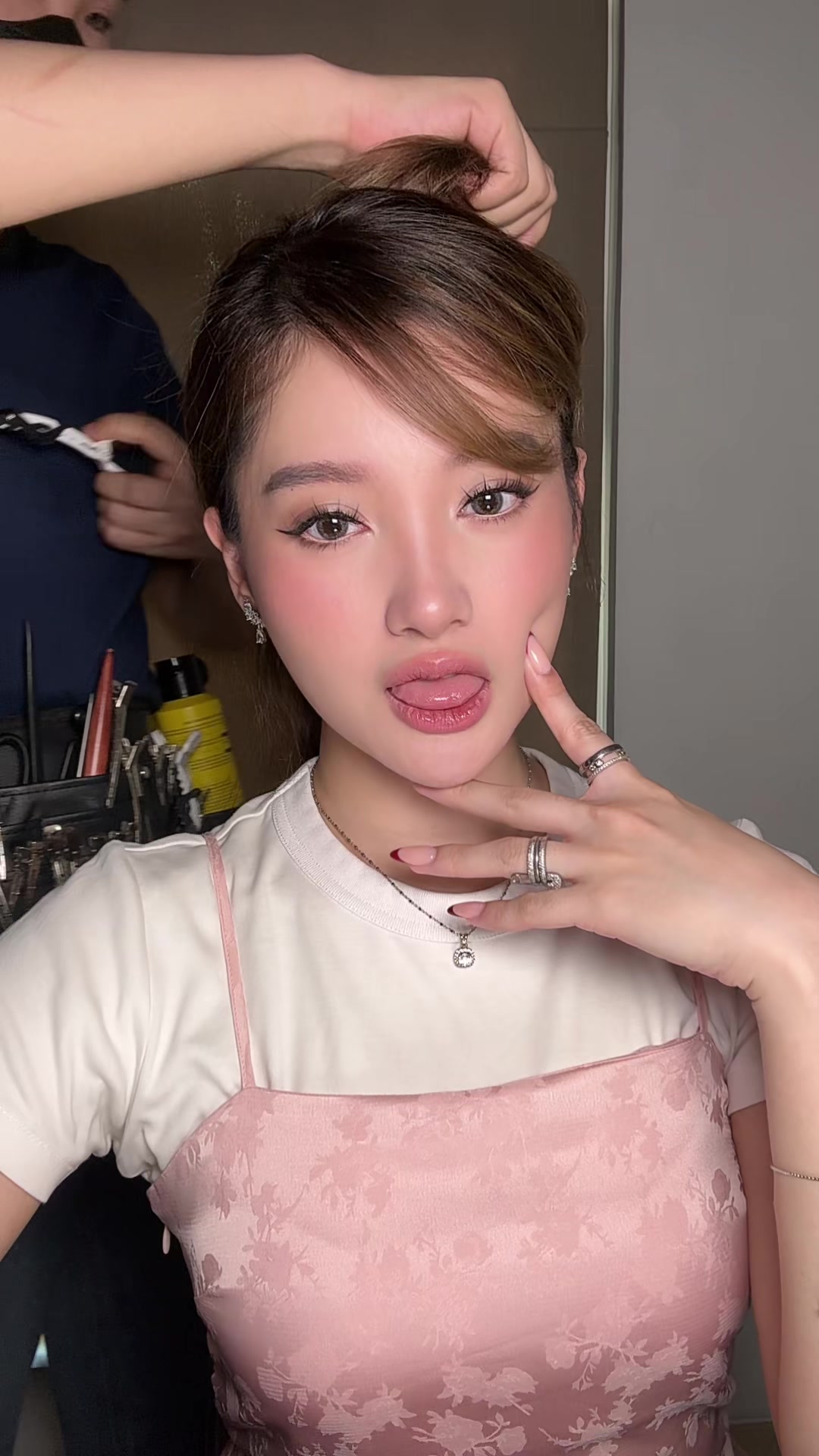 @LingLing🦋