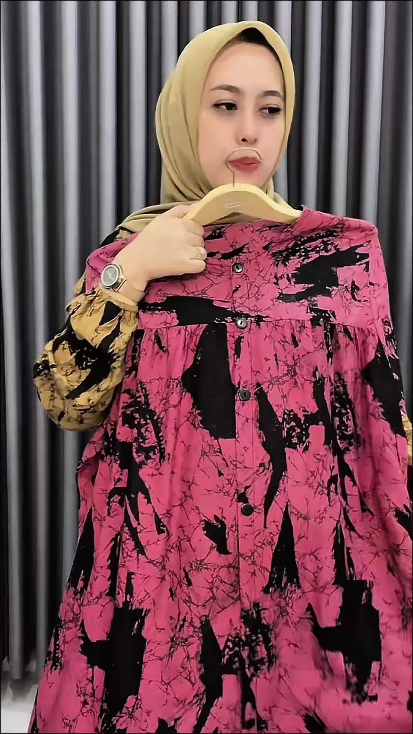 @nailakharisma4