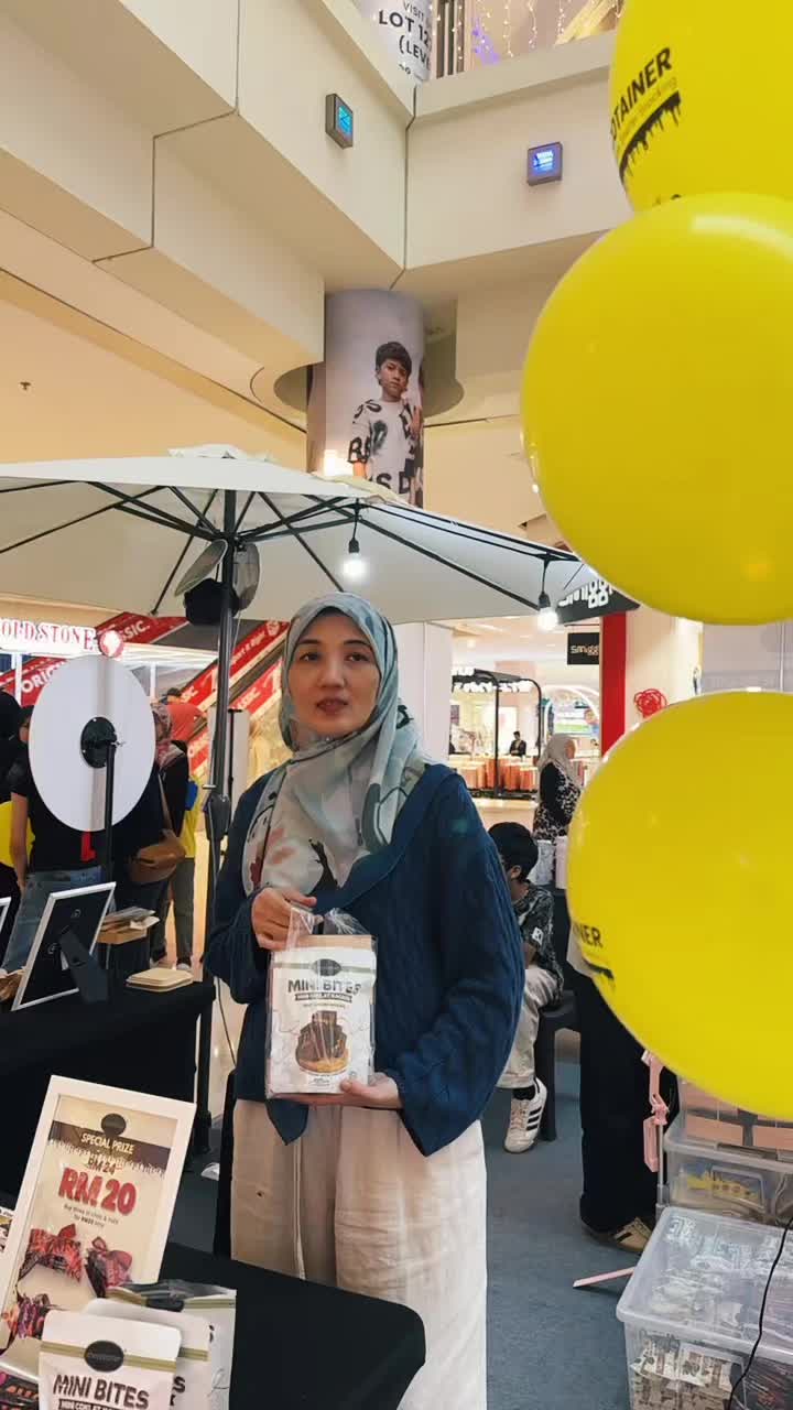 @CikNa Chocotainer