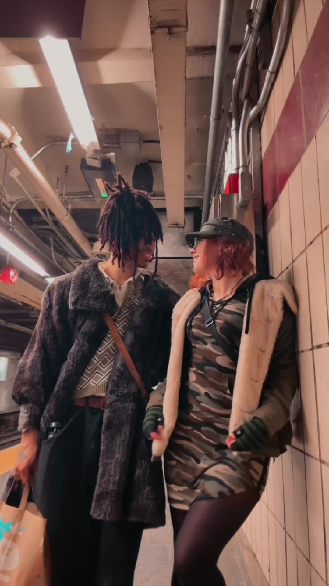 @Ari Strawbari
