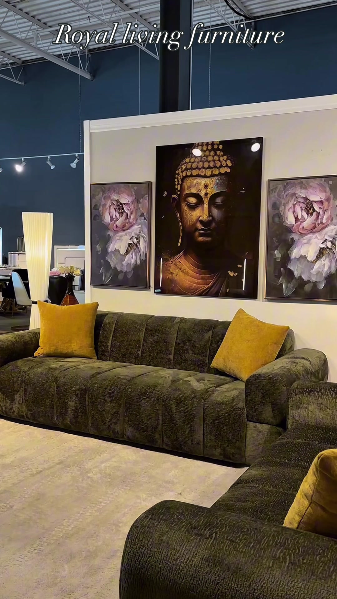 @Royal living furniture
