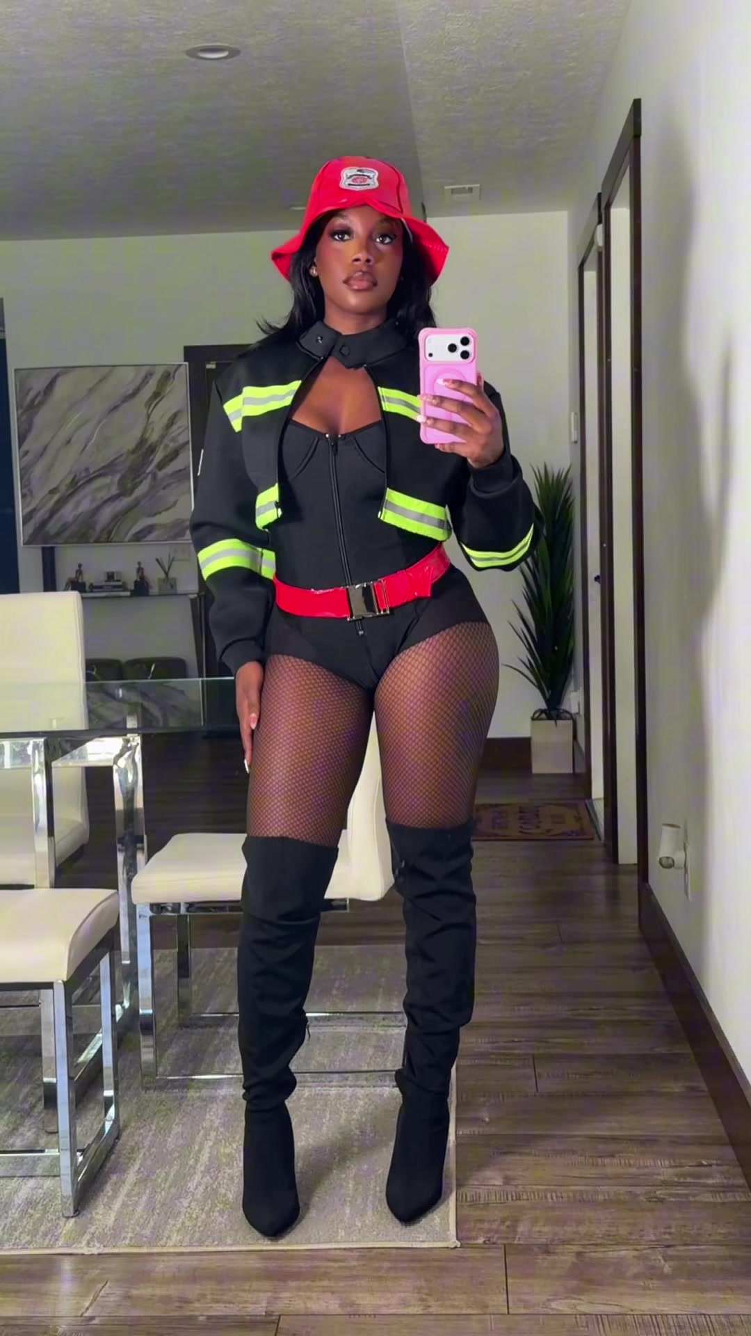 @Whitneyjaydee