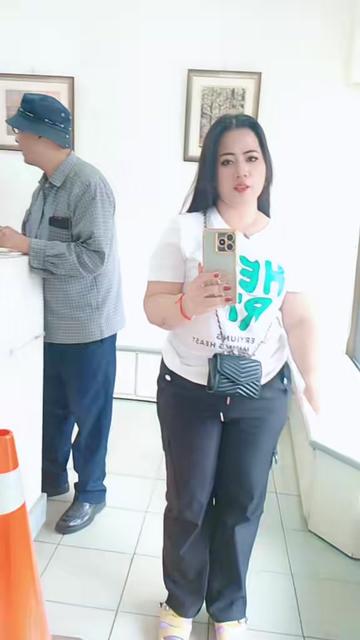 @๐L๐{ ่ๆ }