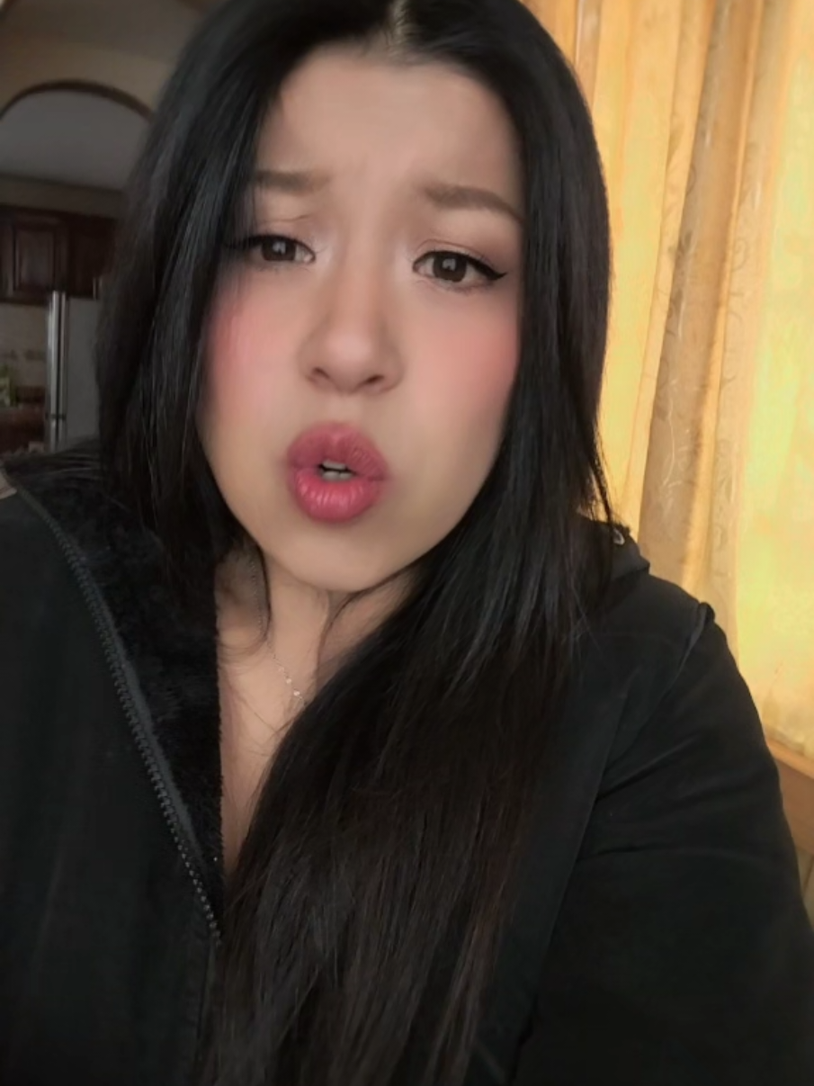 @Nicole Nieto Acarapi