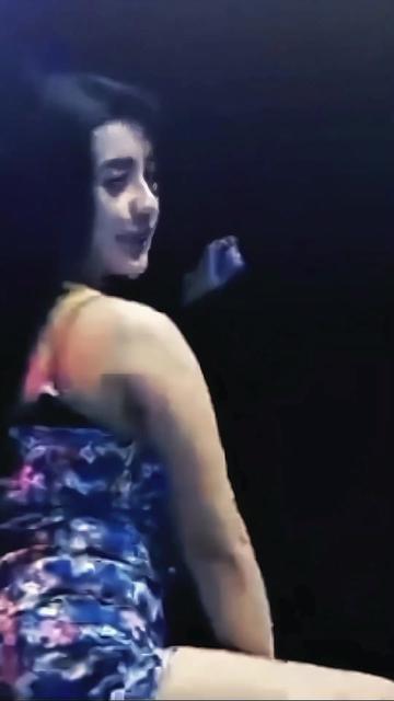 @DesyThata_SintyaRiske