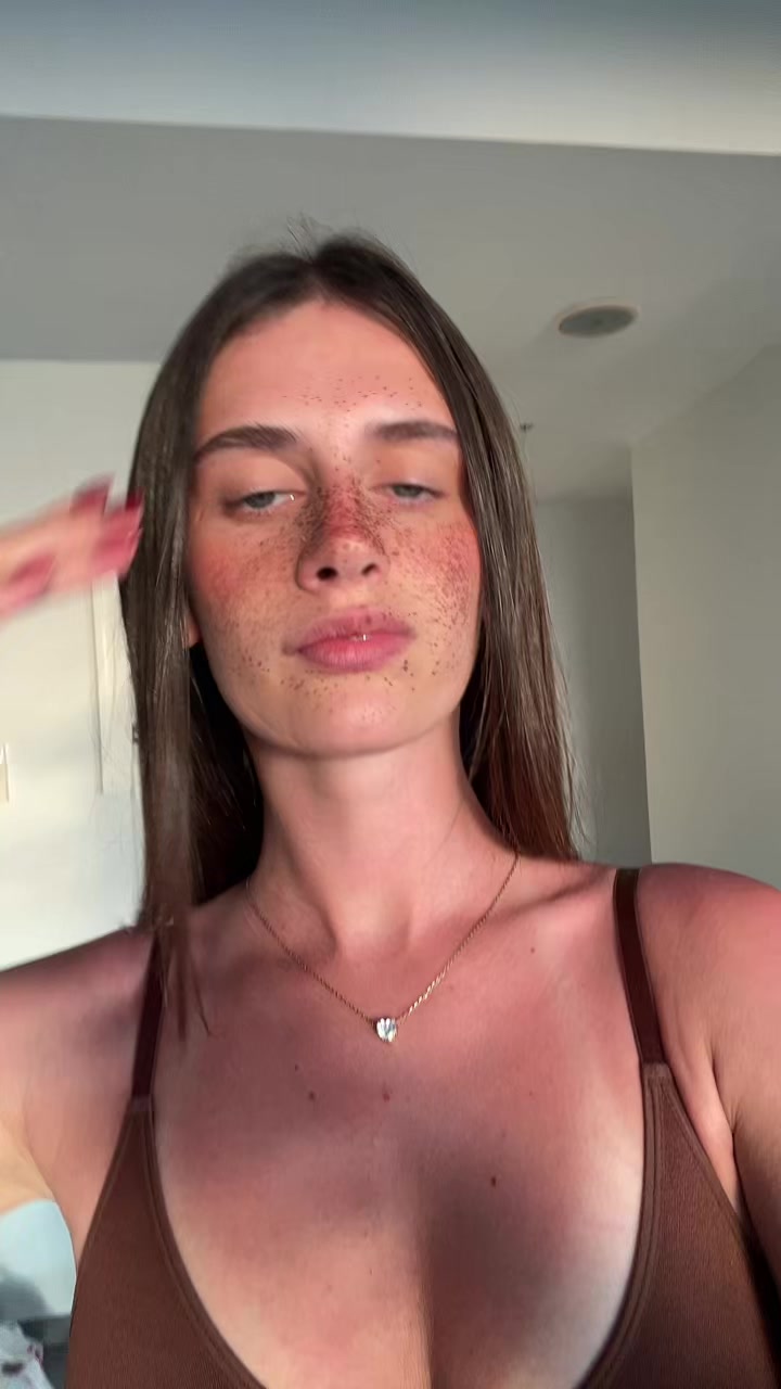@ellaalcalay__