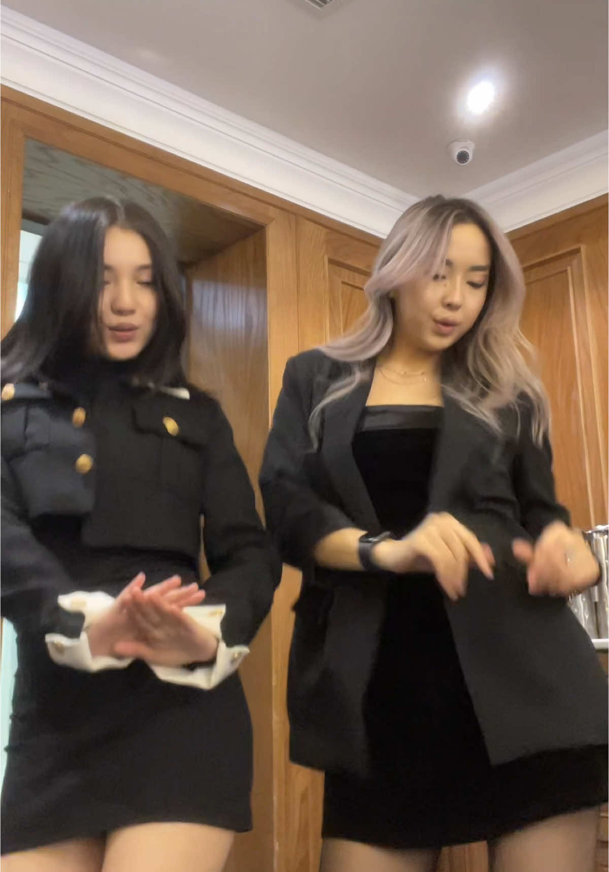 @Elya🫦