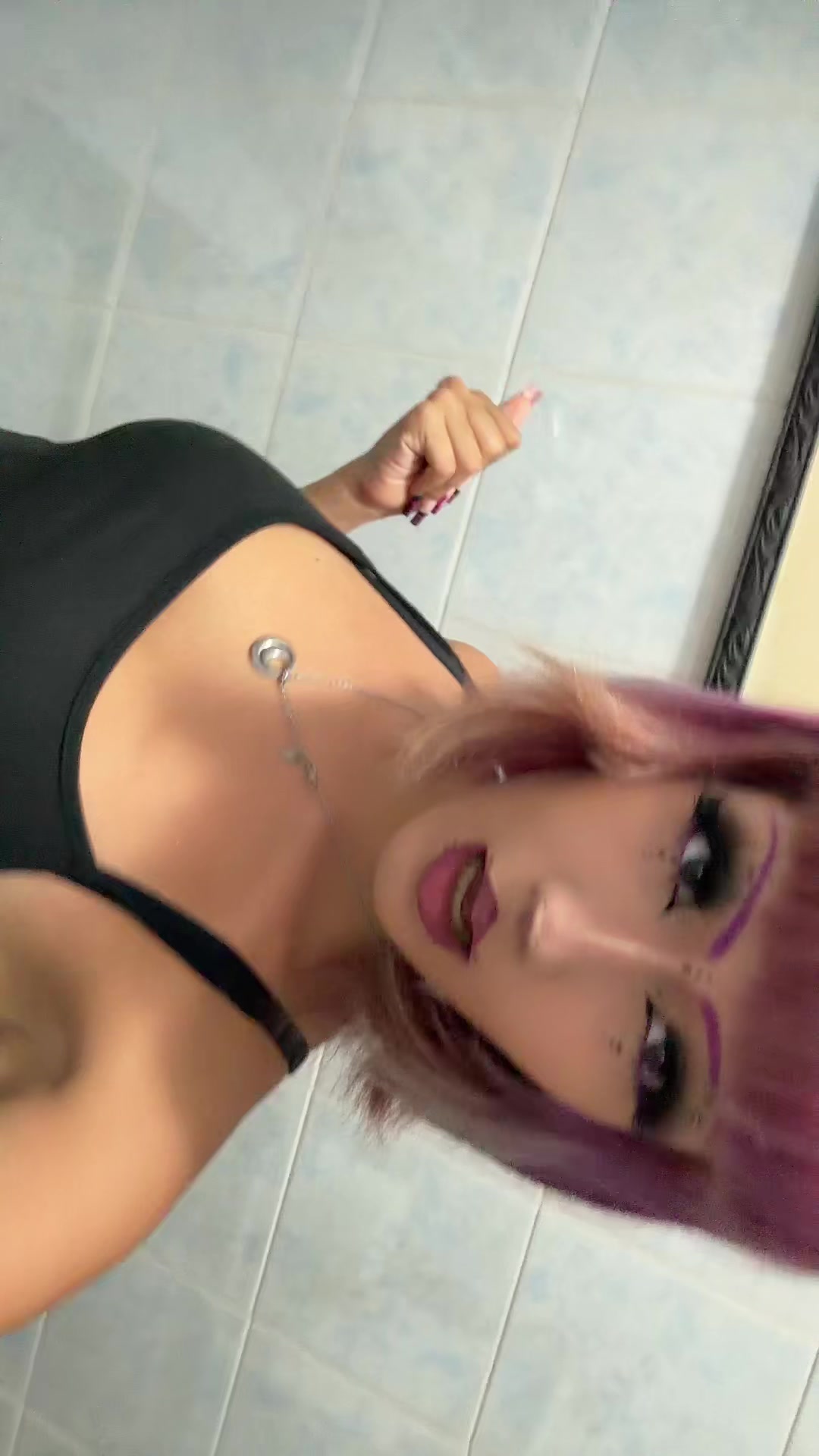 @v4mp1r3e.zz