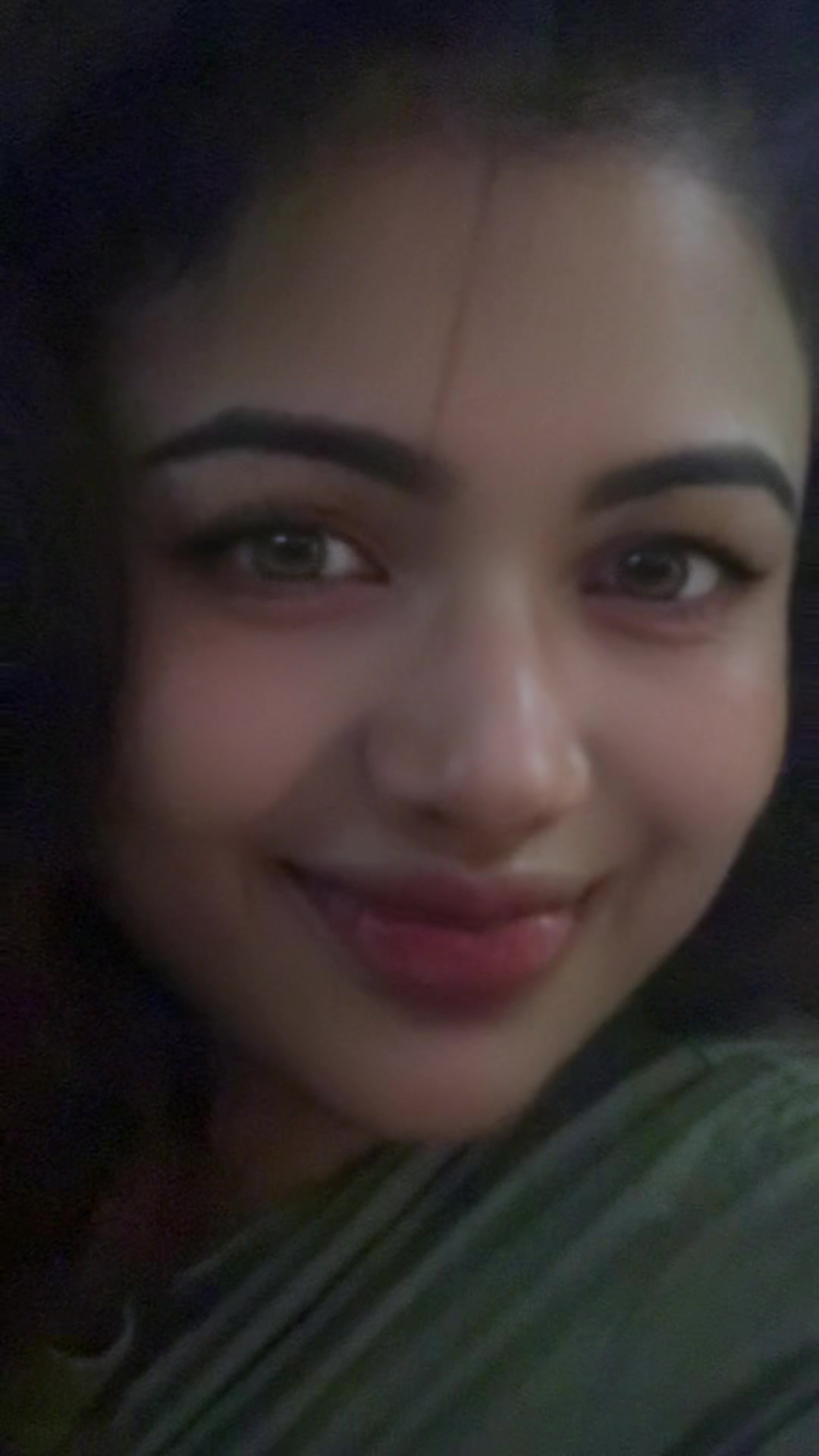 @❤️v. thiyaa❤️