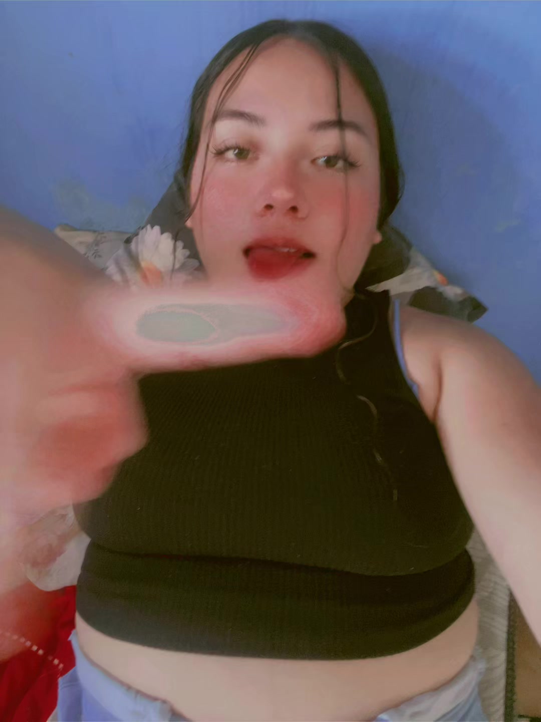 @ABY🌬️