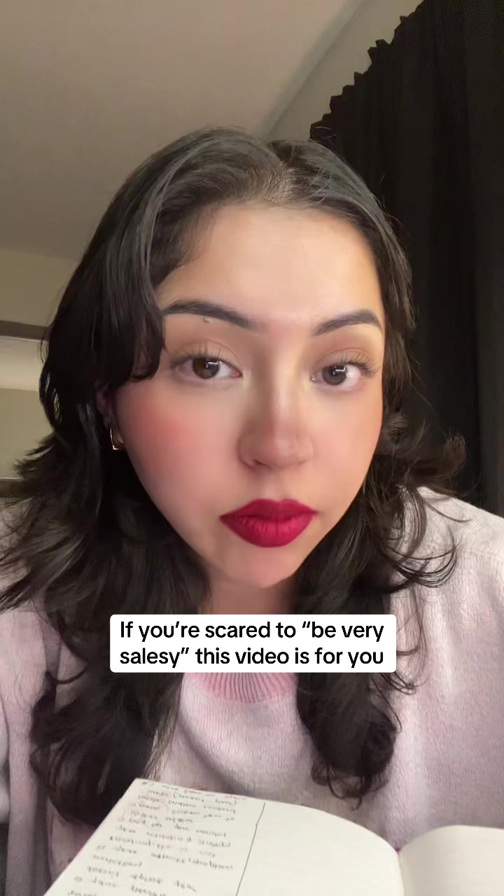 @Vanessa ➺ Marketing + Sales