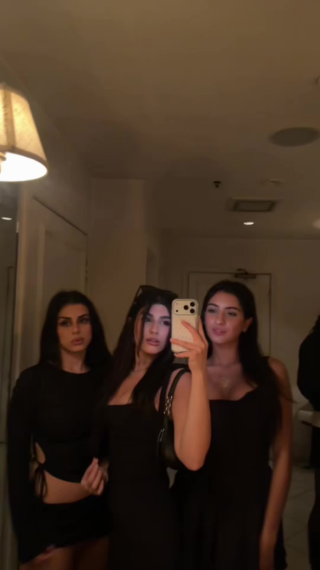 @Kiana