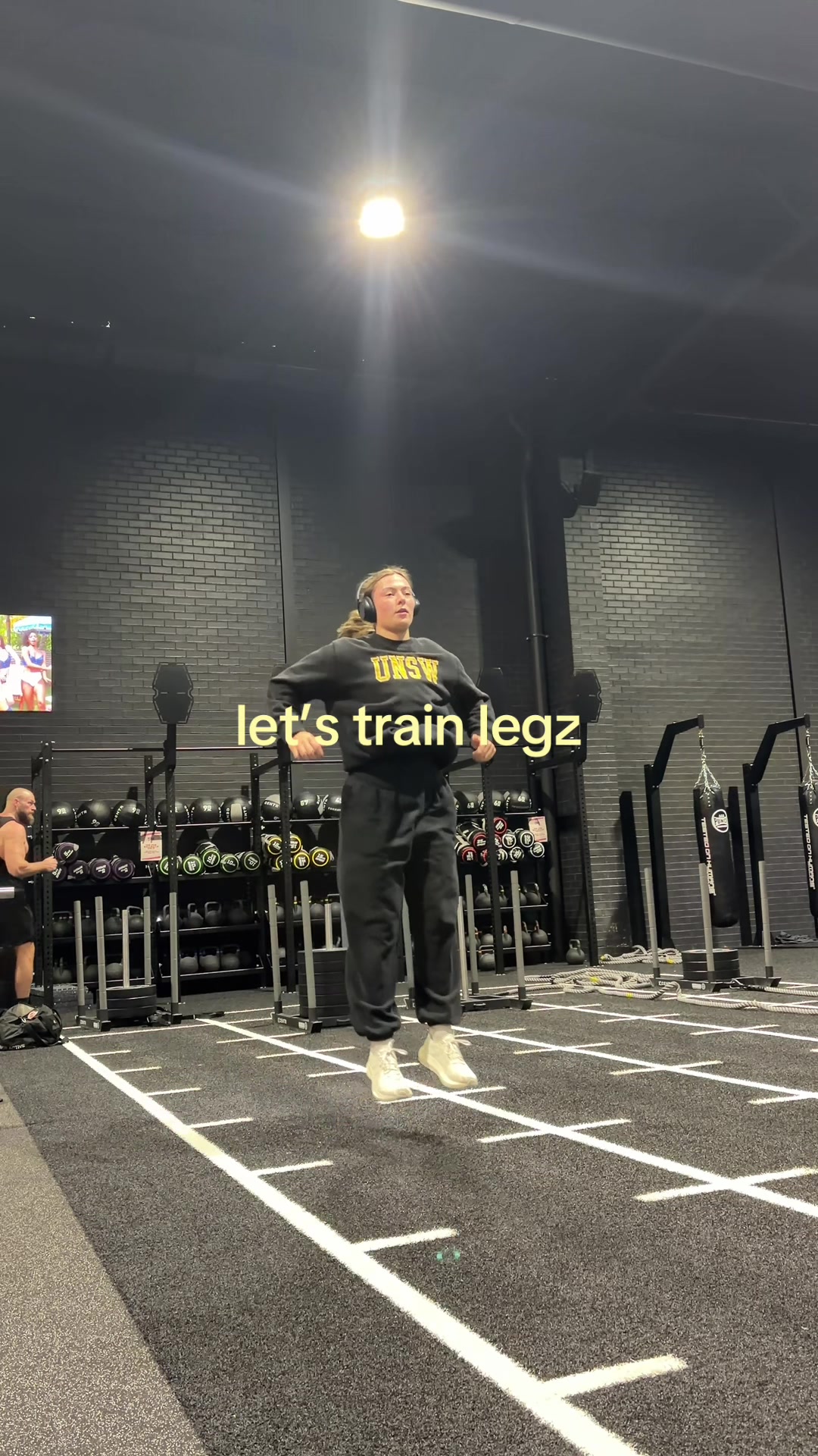 @izzy! | online fitness coach