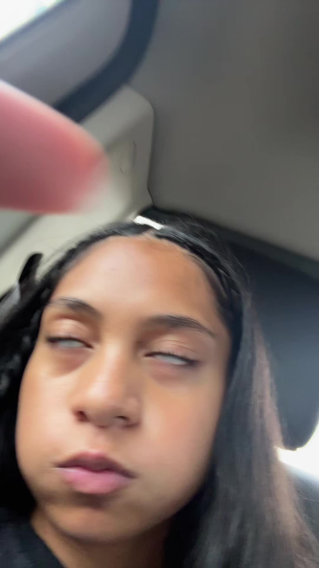 @urm0m
