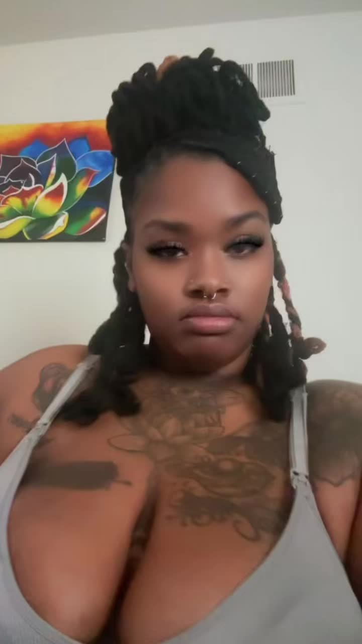 @Queen 👸🏾 Cie ❣️
