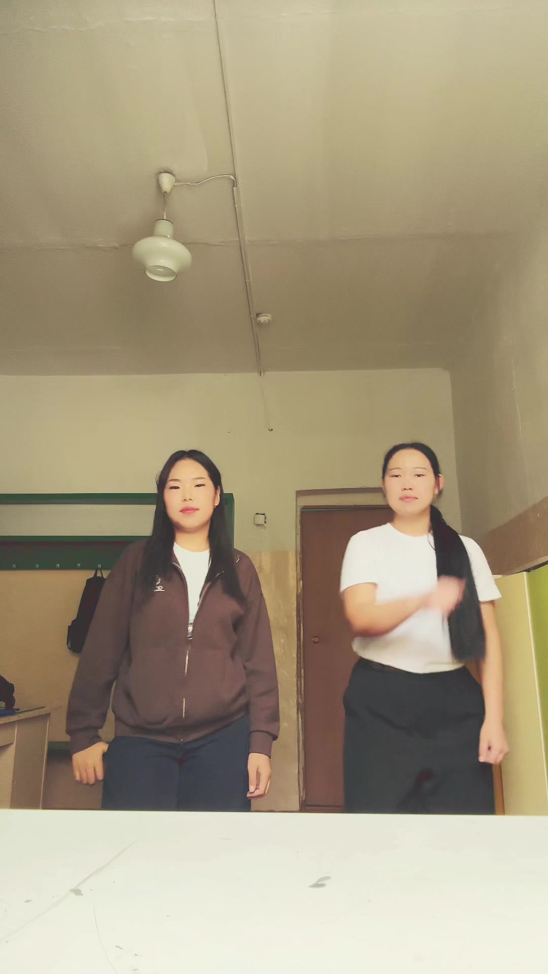 @айю