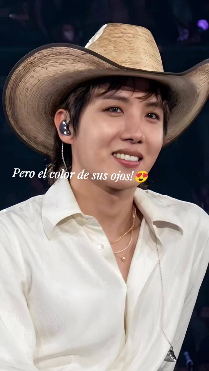 @Lucía๐๐ป.