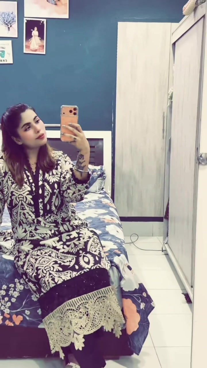 @Bhoomi 🥀💫
