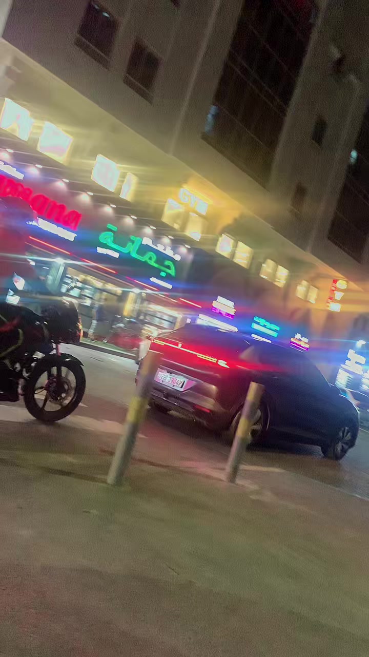 @@musharaf🇵🇰🇦🇪