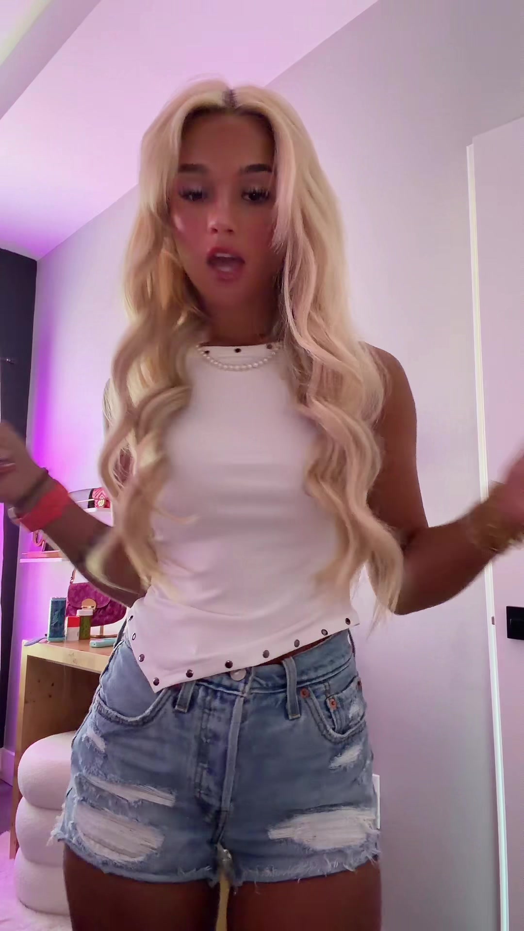 @Julianna