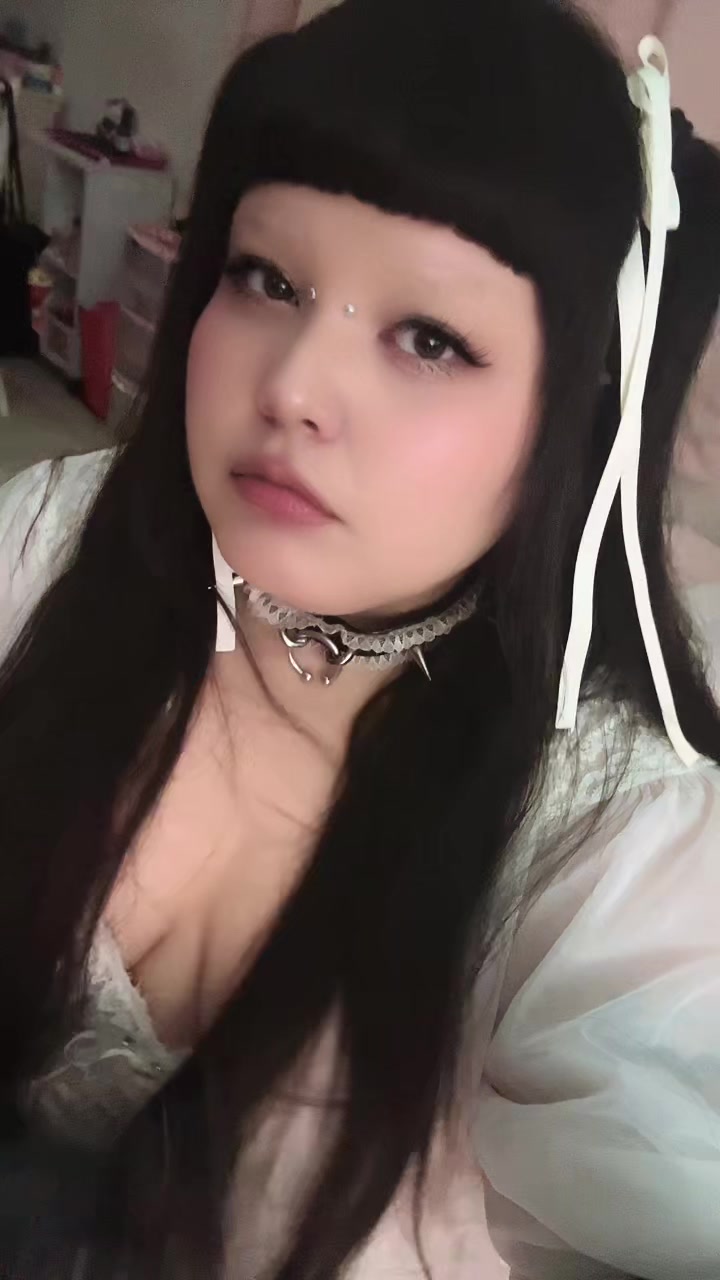 @Luna 泣き虫💧