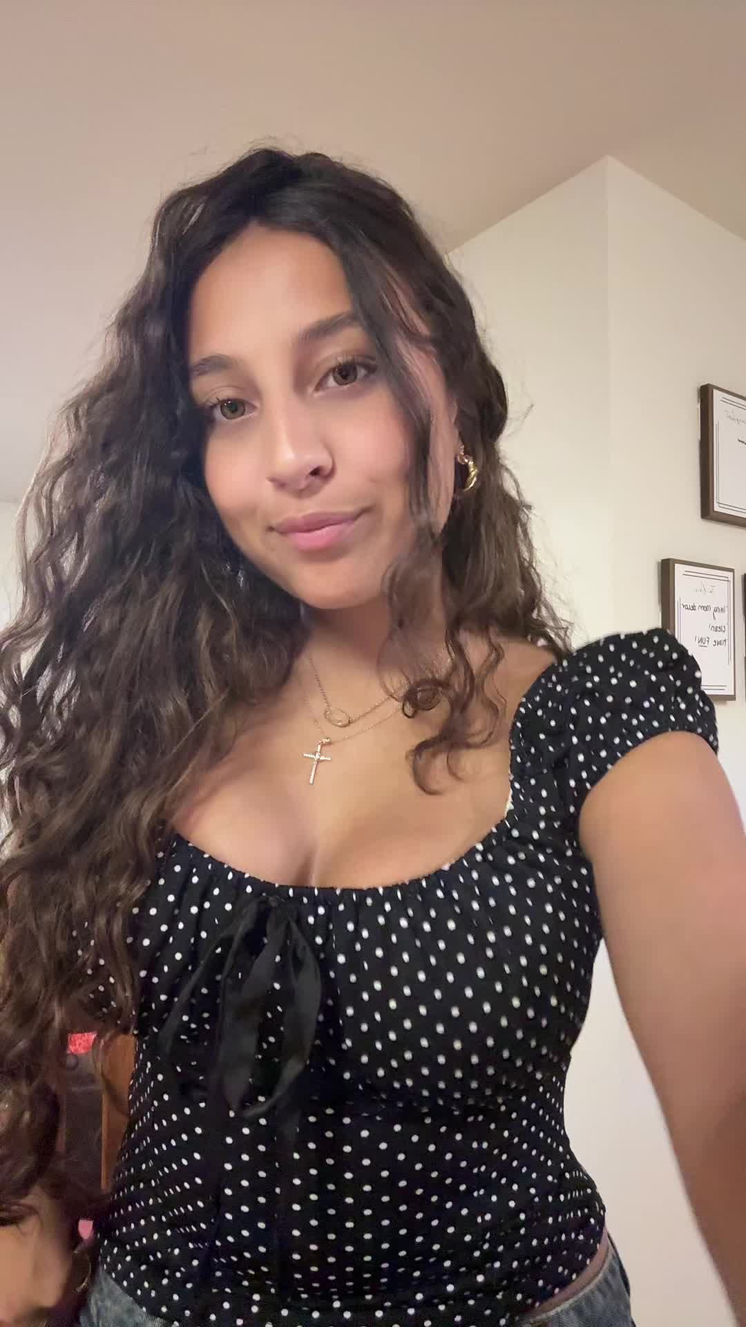 @baddieanamamiana