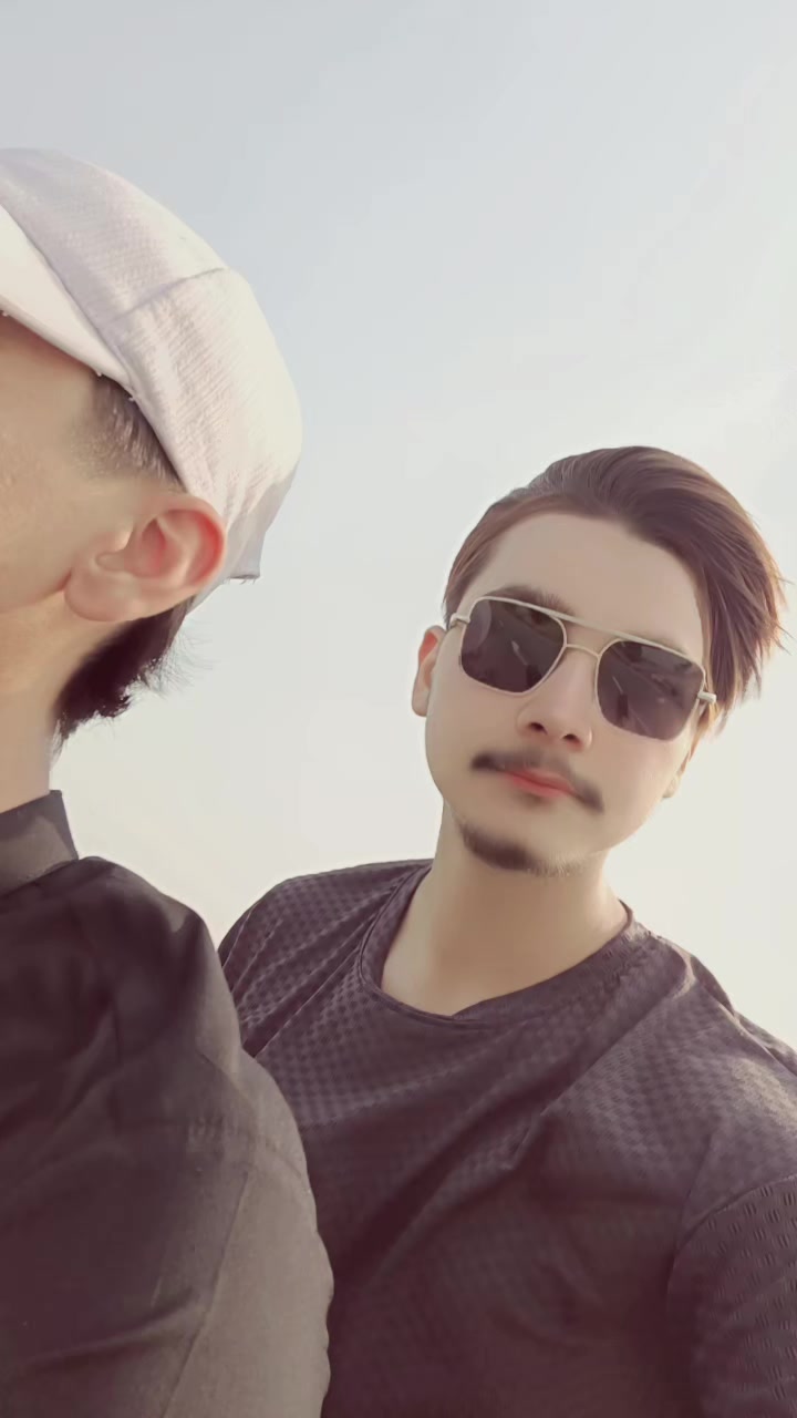 @Xaini 😎