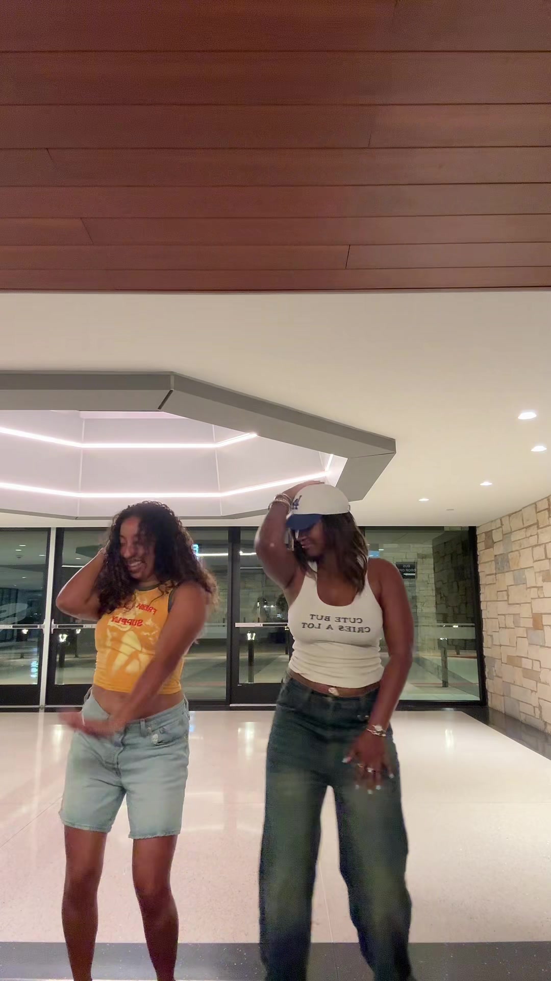 @jazmyneshai