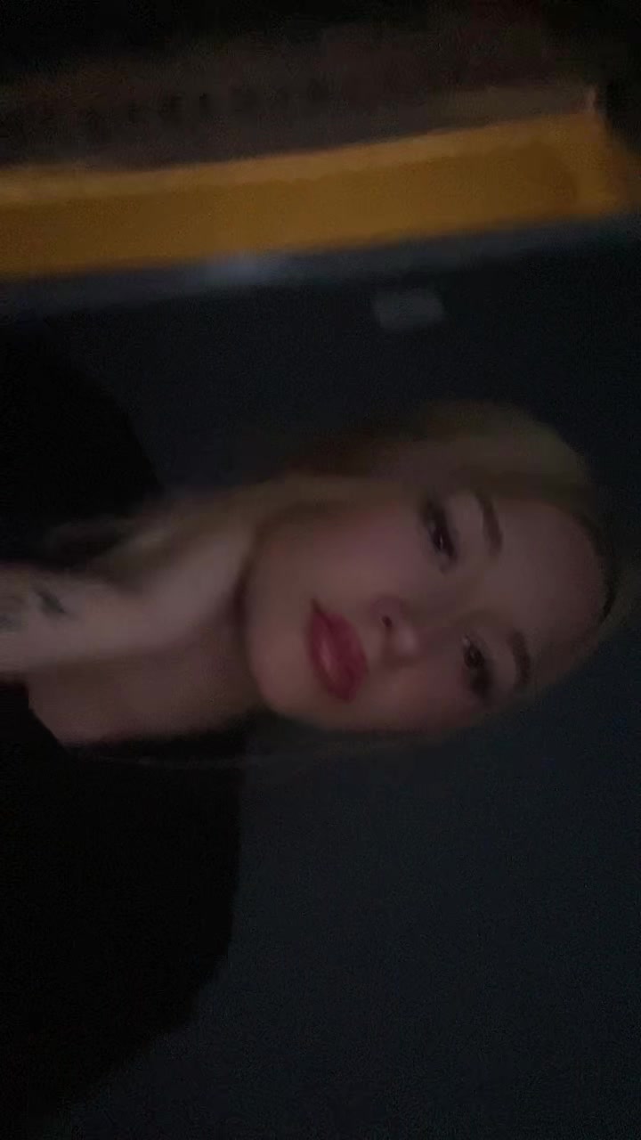 @️