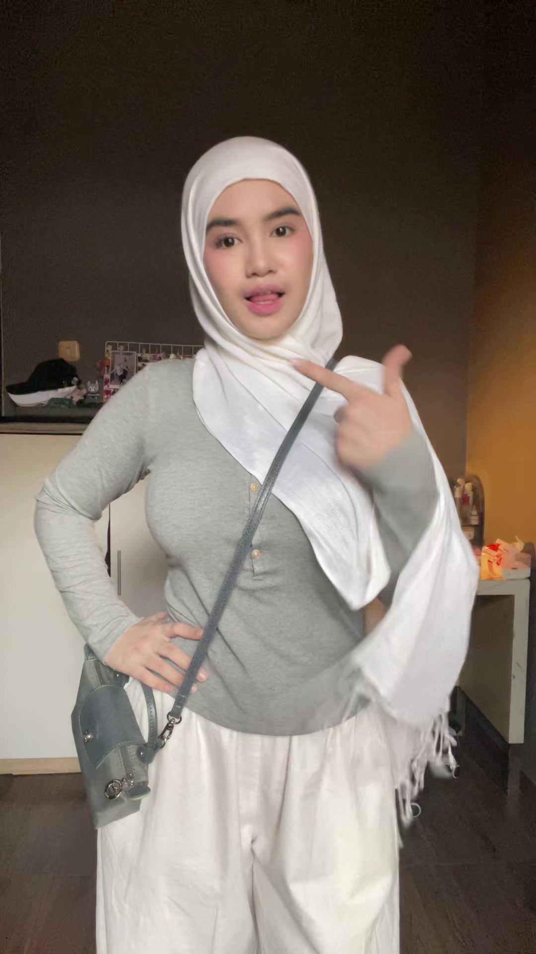 @Nayyut