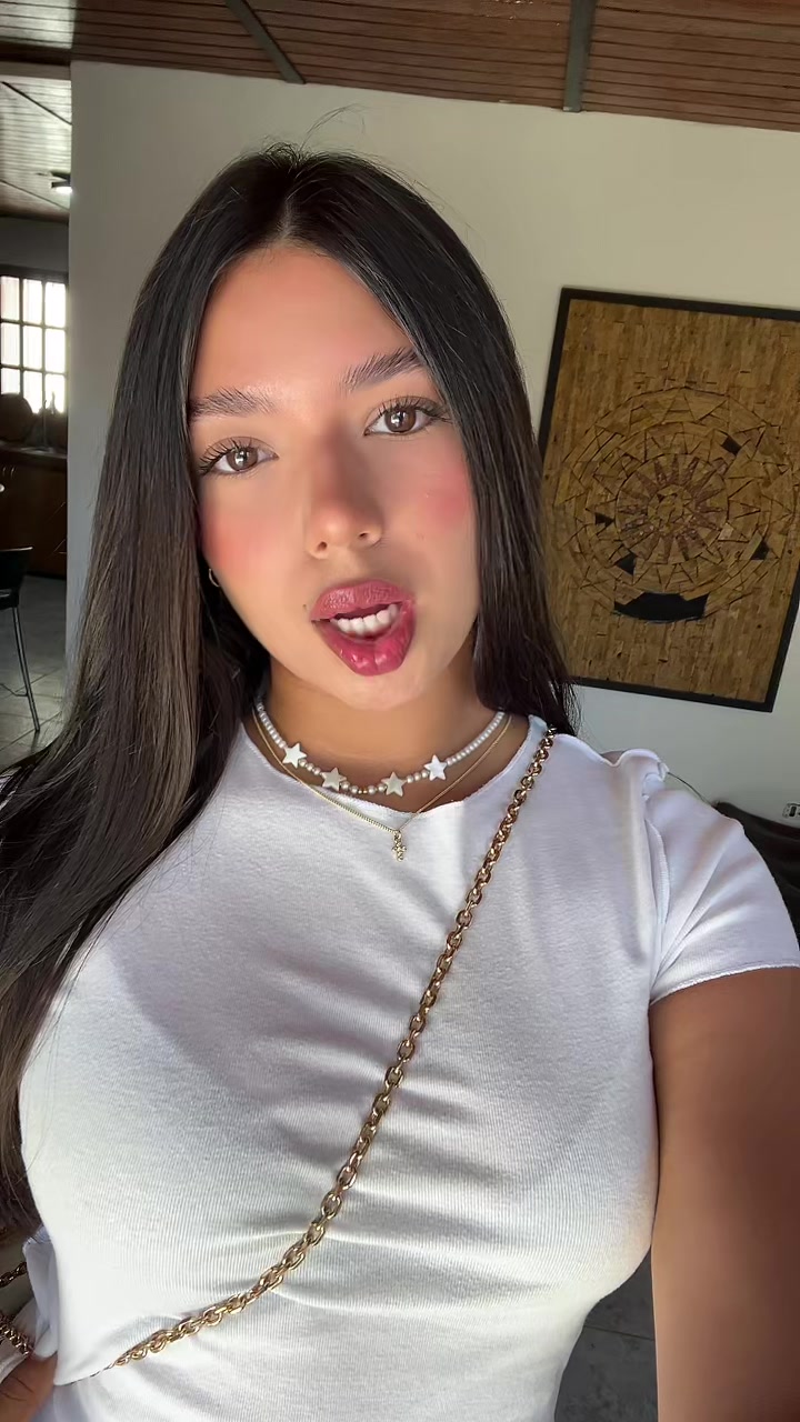 @Victoria