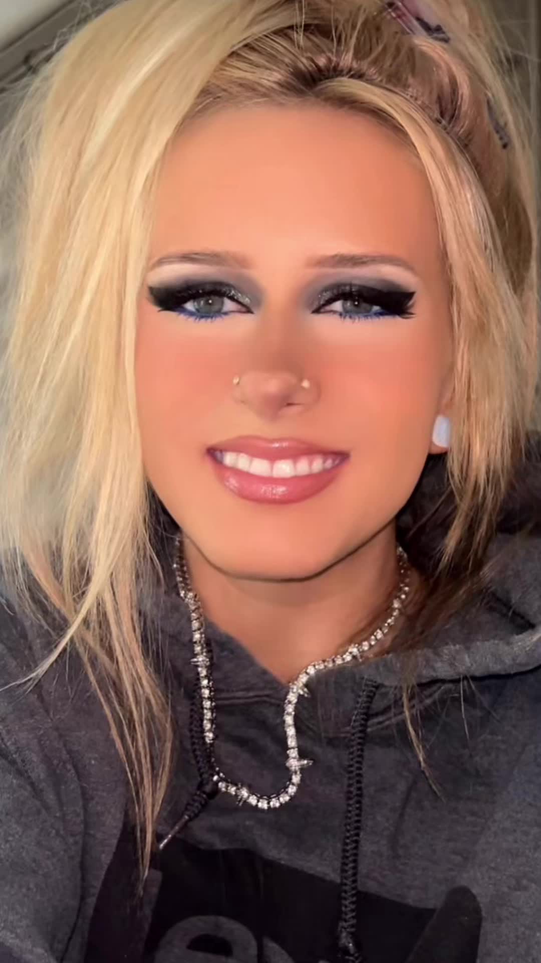@Alexis XJ