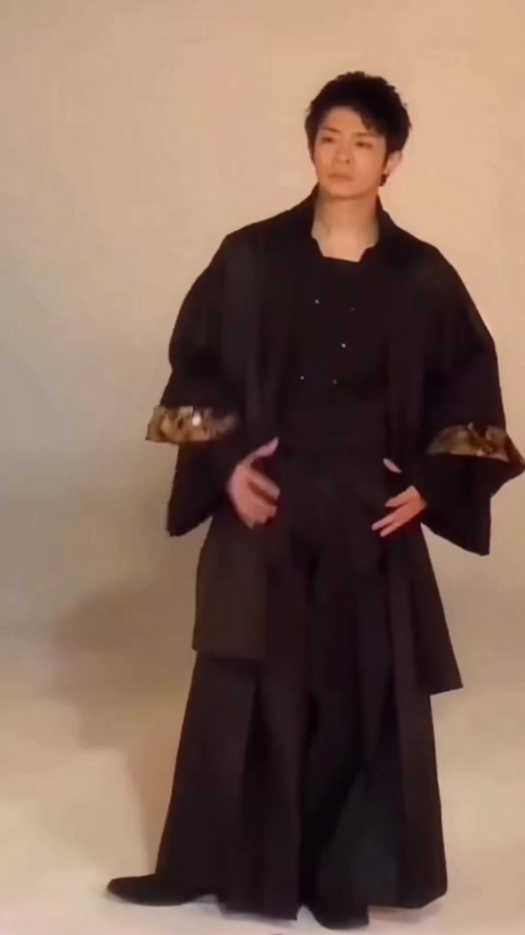 @MOMO