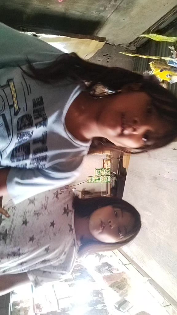 @celineeeee