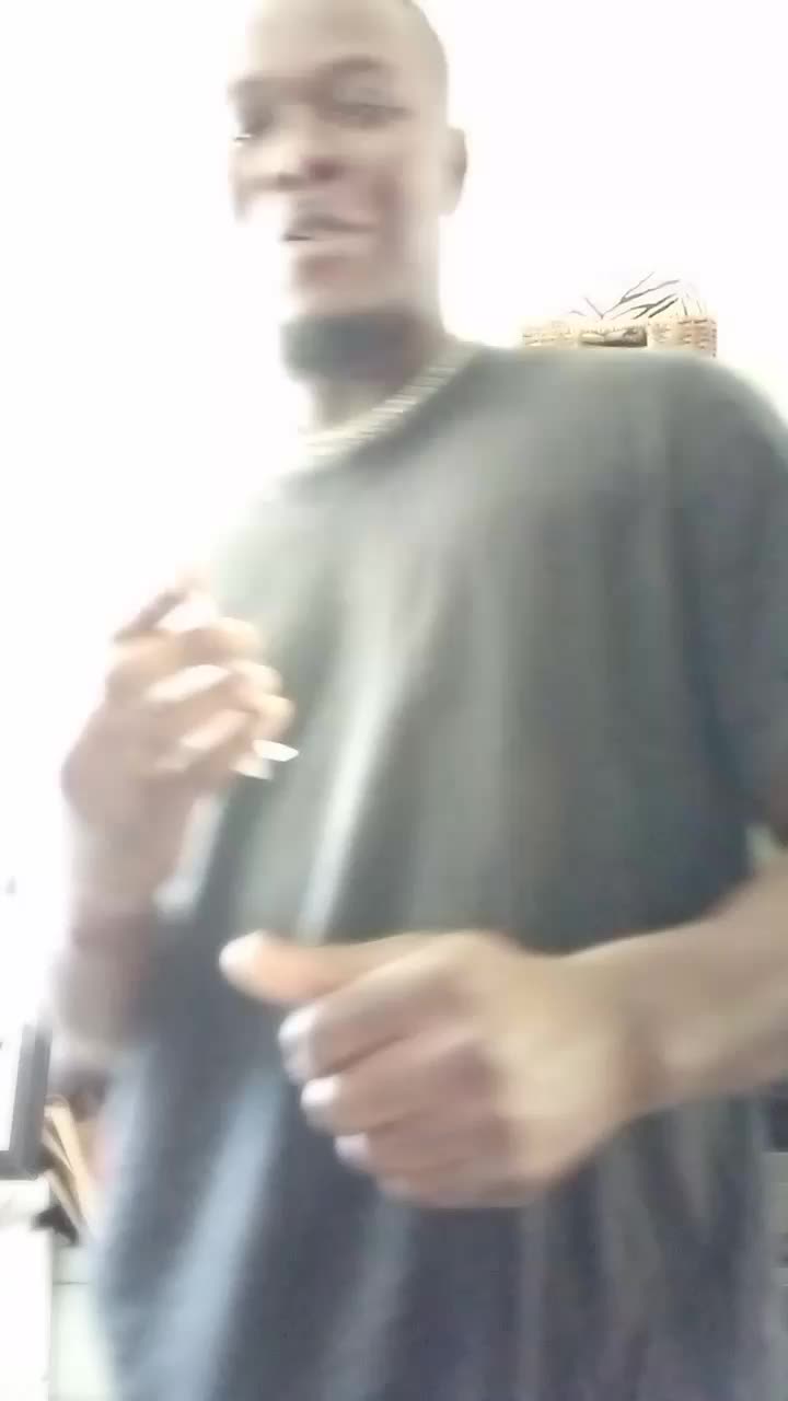 @YoungTobbie