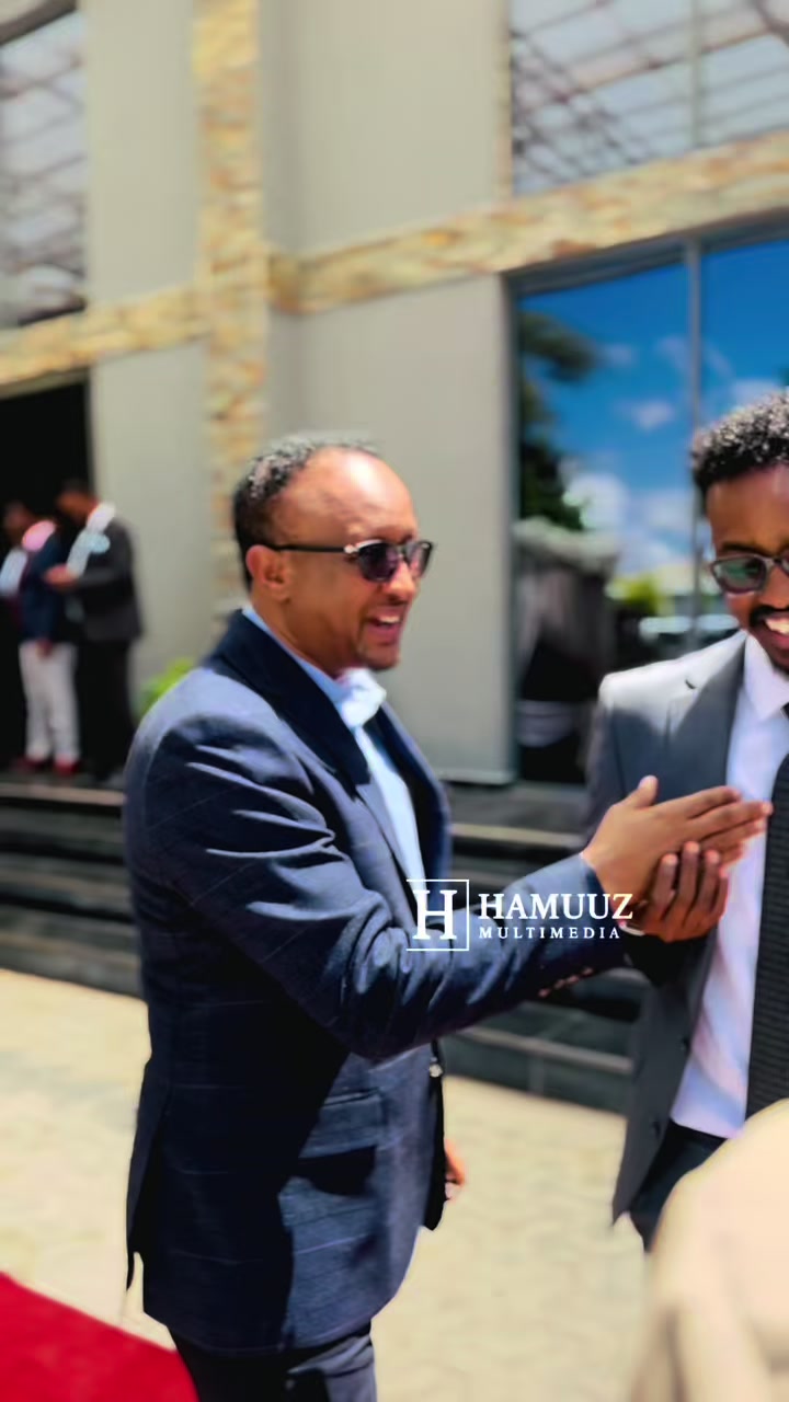 @Hamuuz🎥
