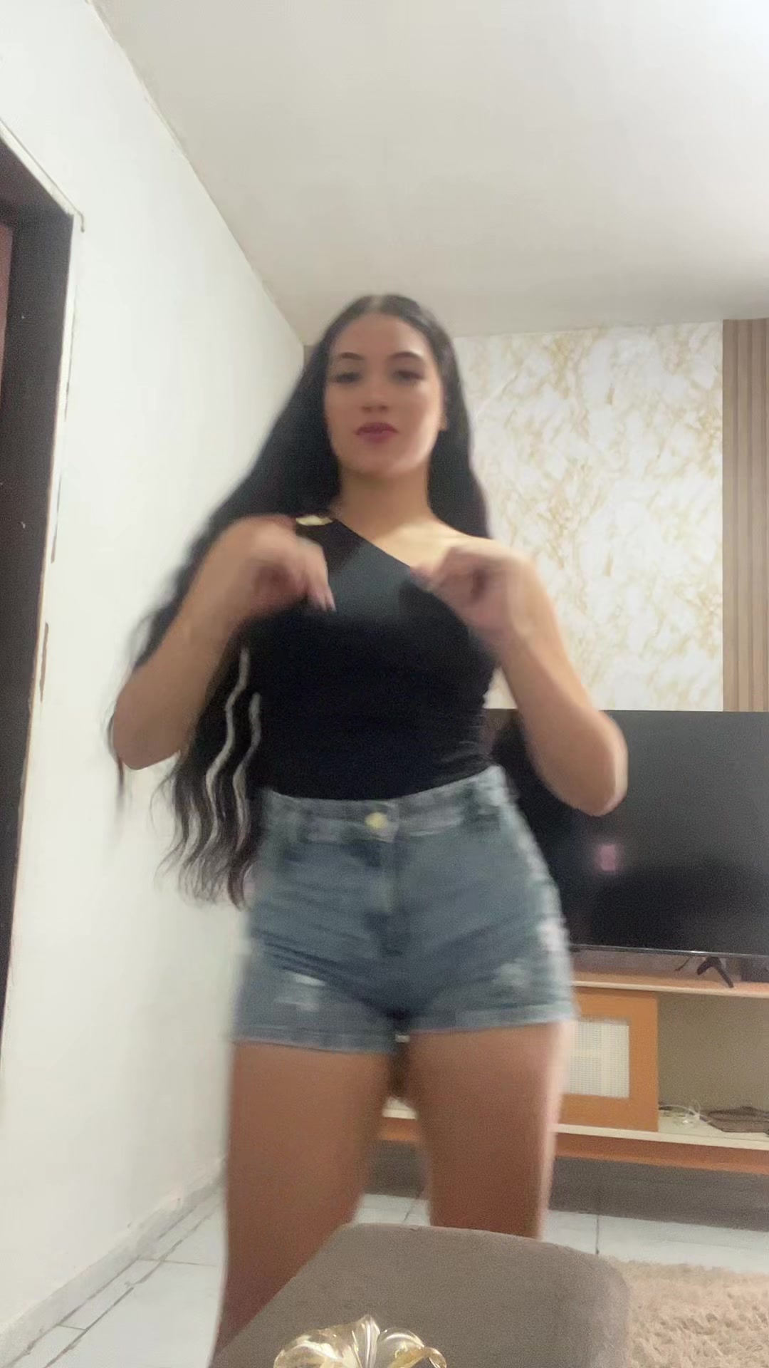 @Mayara