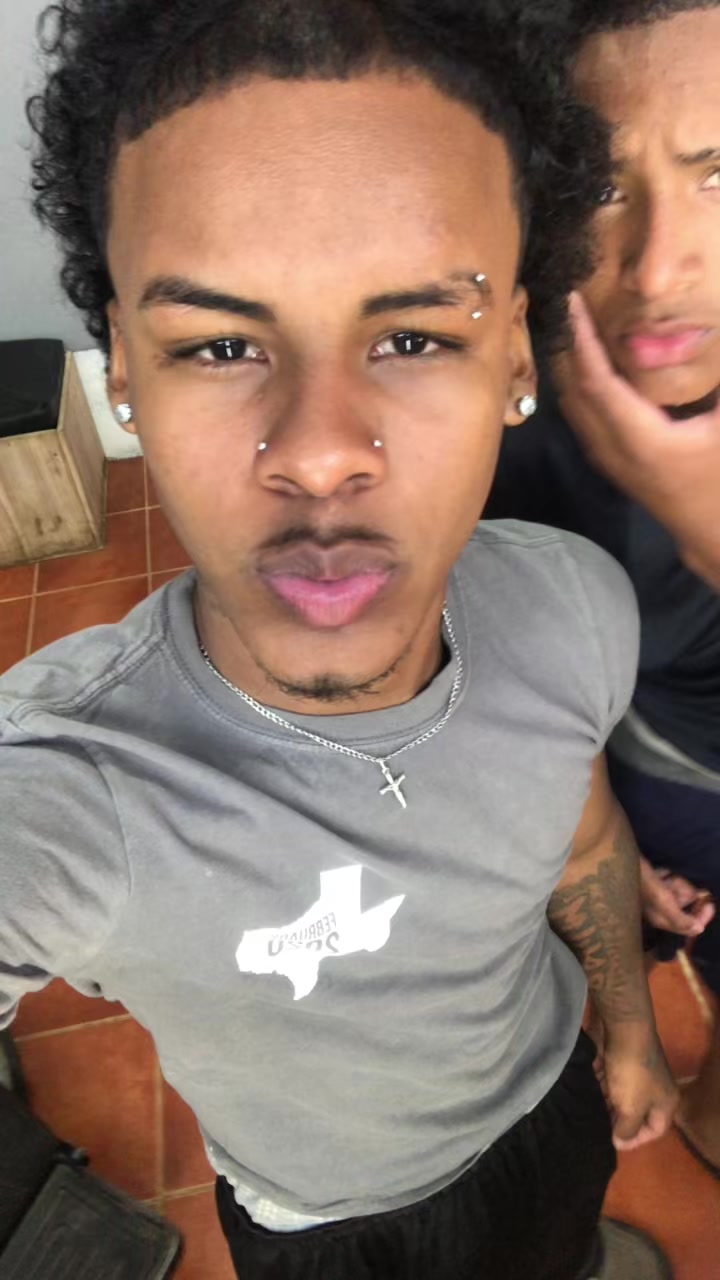 @Jony🇭🇳