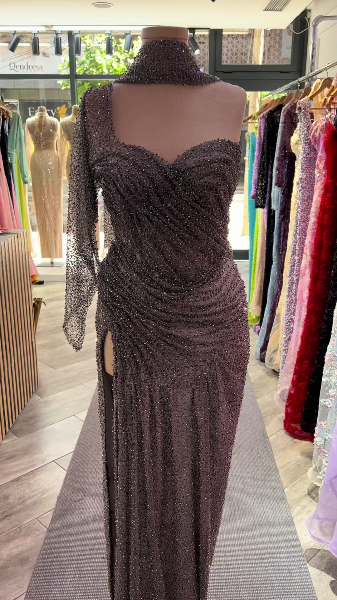 @Bora Fashion