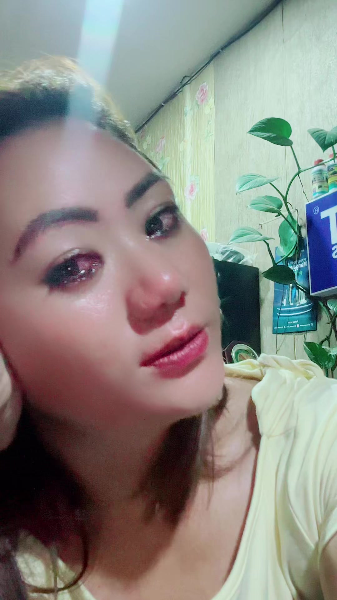 @Hira Maya Waiba