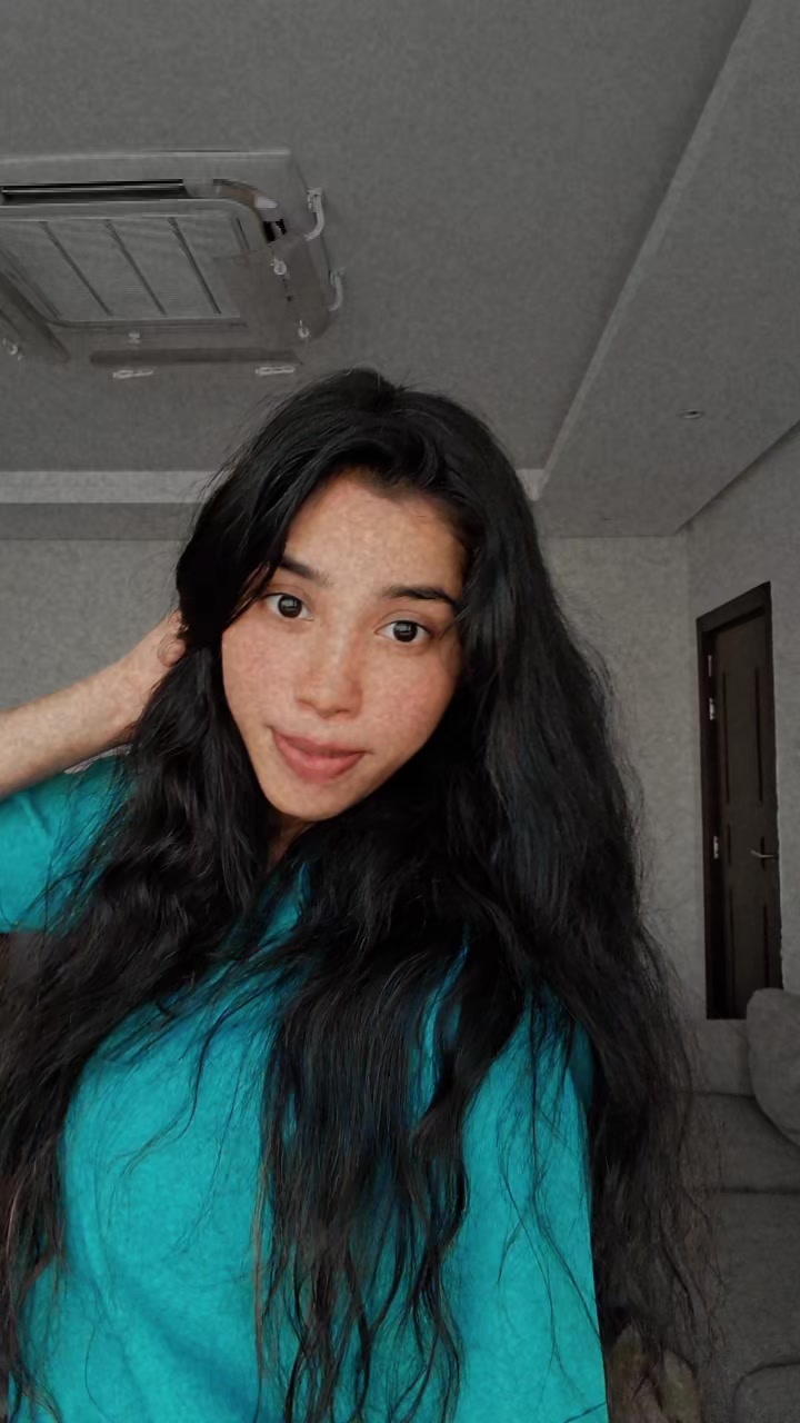 @♡_🍷Shashi🧚♀️_♡