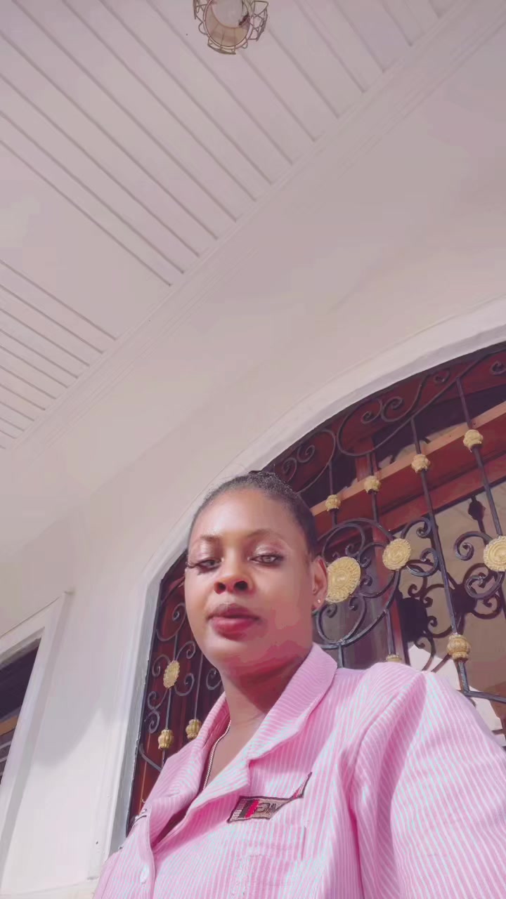 @Ivô mìlłîòñ ❤️~Jënñy àďa🎶