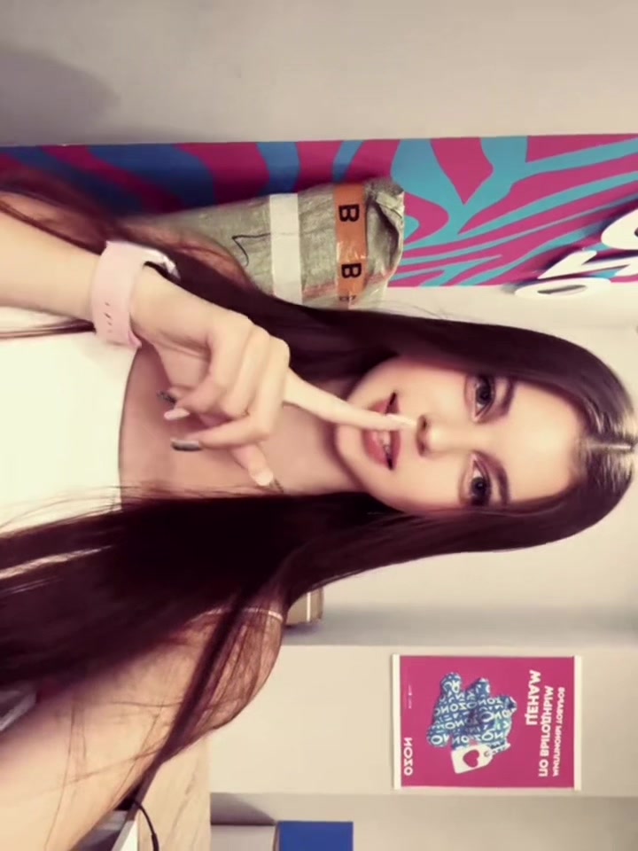 @анжелинка⁶⁷