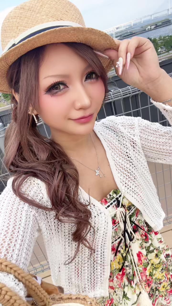 @ウテナ