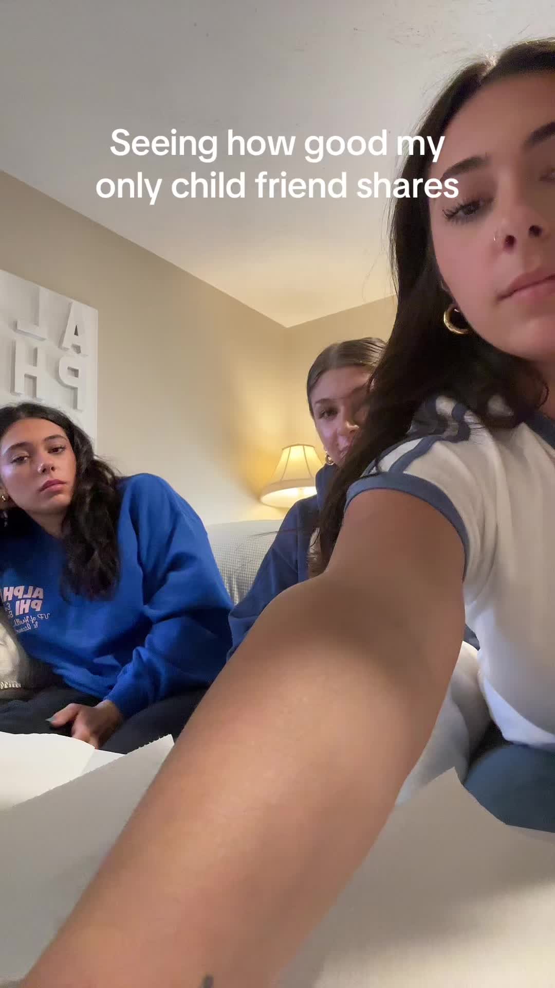 @BELLA SWEENEY