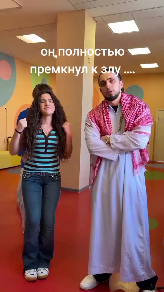 @ахуеная поняшка младший