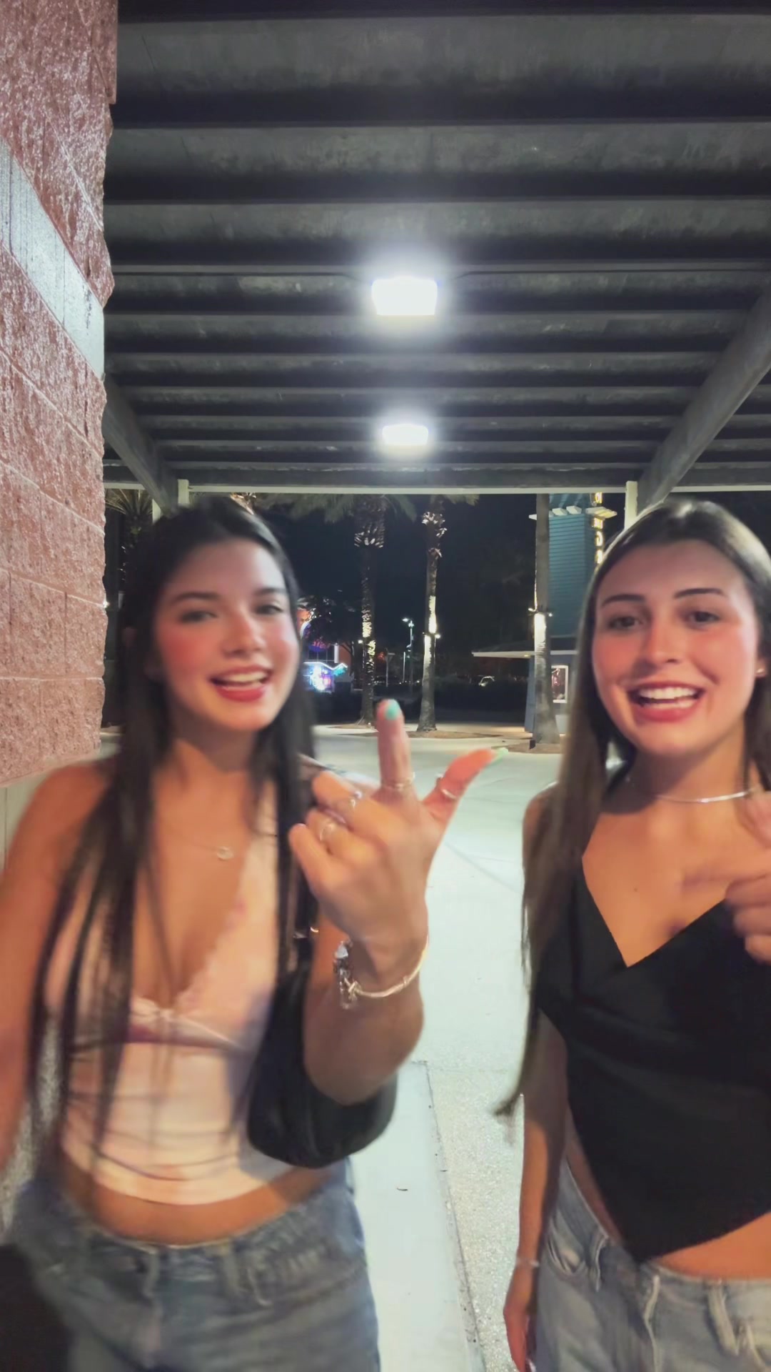 @maria