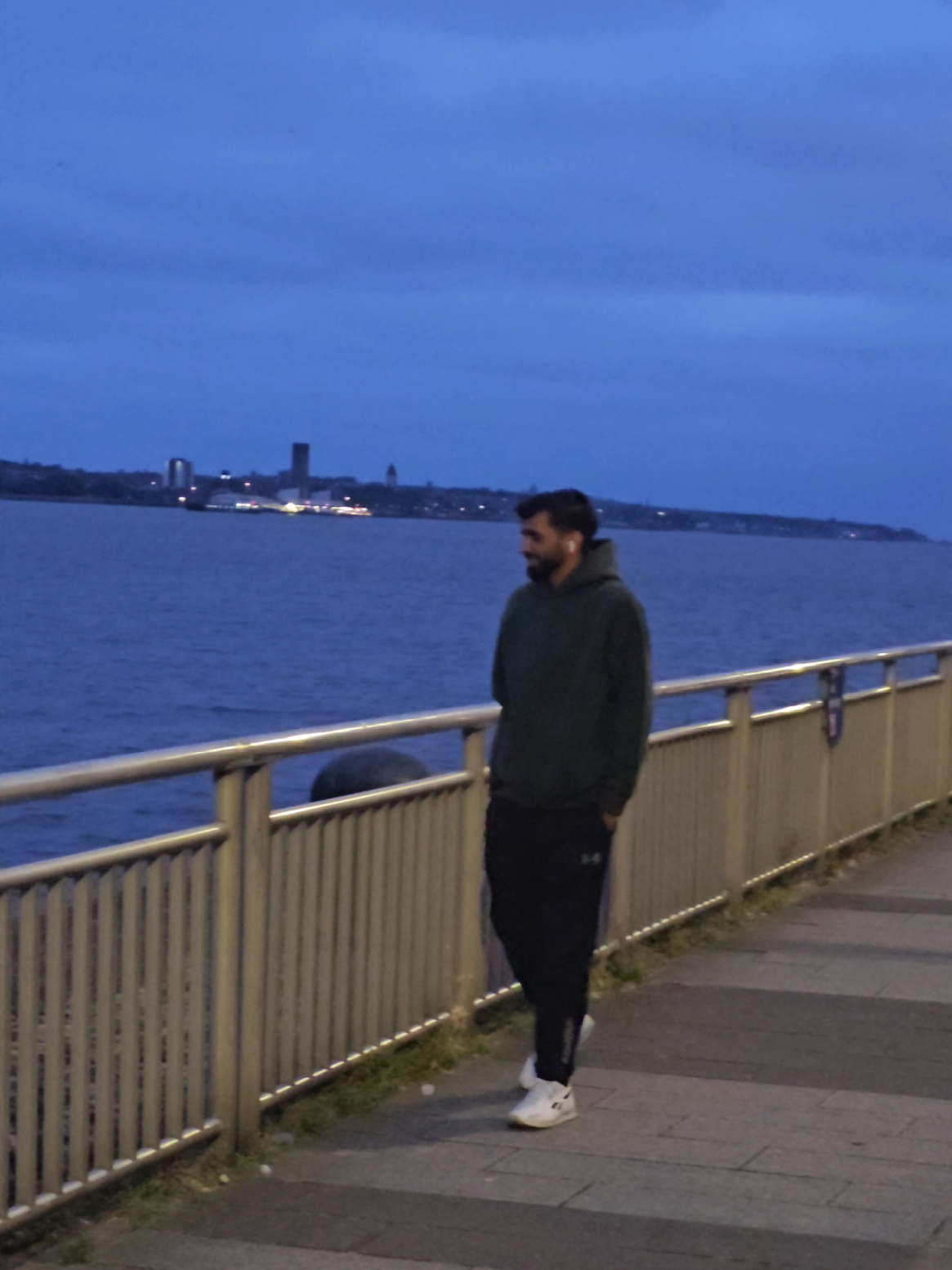 @JuNaiD SyED🏴🇬🇧
