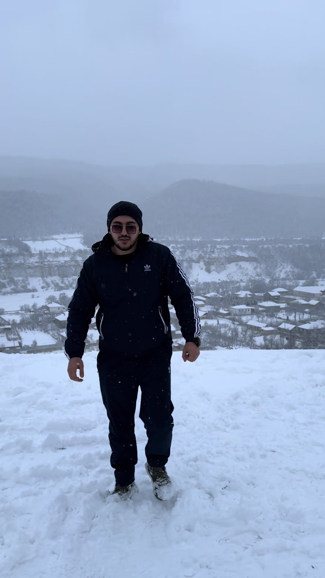 @Bayramov098